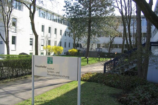 Fraunhofer Institut für Systemforschung - Fraunhofer und BDI Innovationsfreiheit