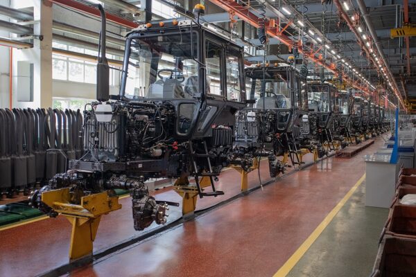 Montagelinie Industrie - Bayerische Industrieproduktion Juni 2026