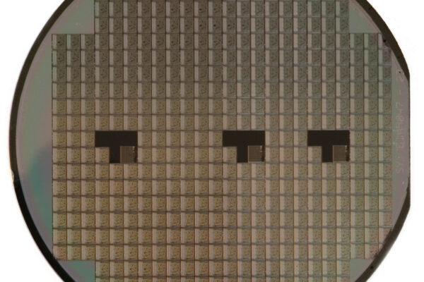 Silizium-Wafer Halbleiterchip - Fraunhofer Halbleiter Recycling Wiederverwendung Bayern